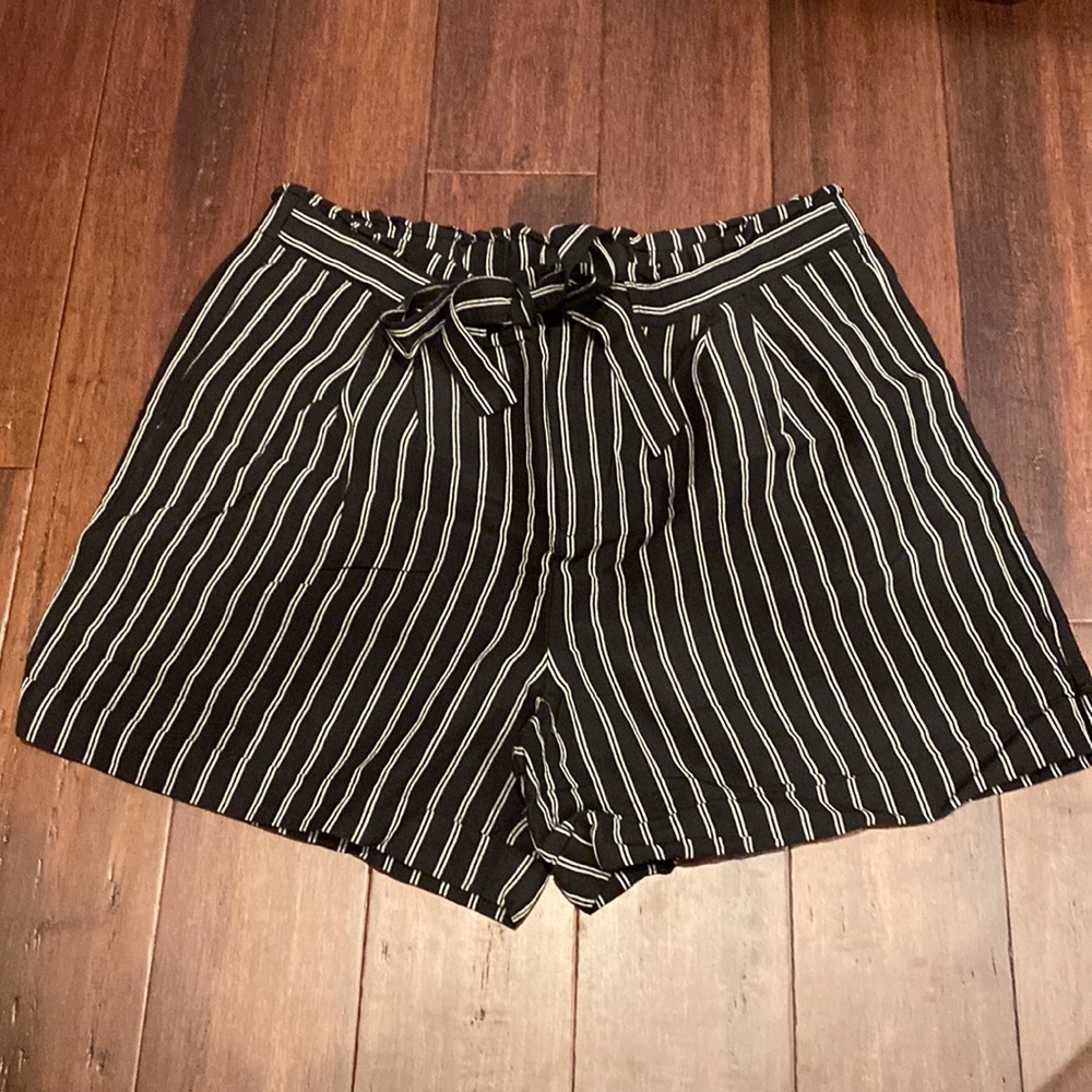 A New Day striped shorts
